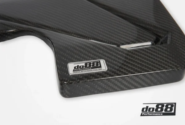 DO88 PERFORMANCE - COPRIMOTORE IN CARBONIO AUDI RS3 8.5V - 8Y / TTRS 8S - immagine 2