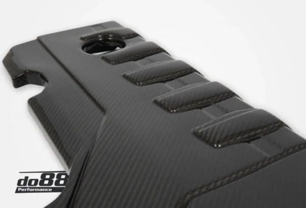 DO88 PERFORMANCE - COPRIMOTORE IN CARBONIO AUDI RS3 8.5V - 8Y / TTRS 8S - immagine 3