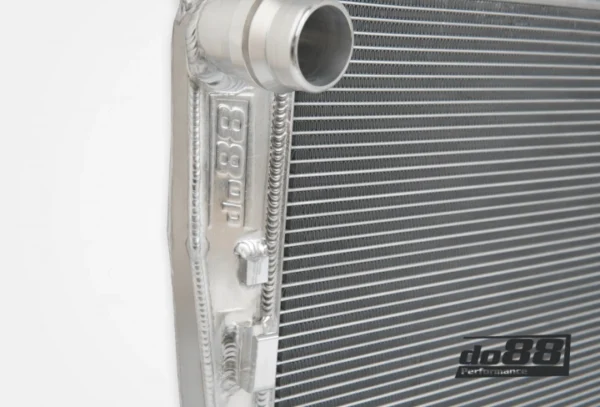 DO88 PERFORMANCE - RADIATORE BMW 135i 335i 35i N54 N55 MANUALE 2007-2013 (E9X E82 E89) - immagine 2